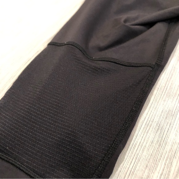 Old Navy Active Crop Legging - Picture 5 of 5